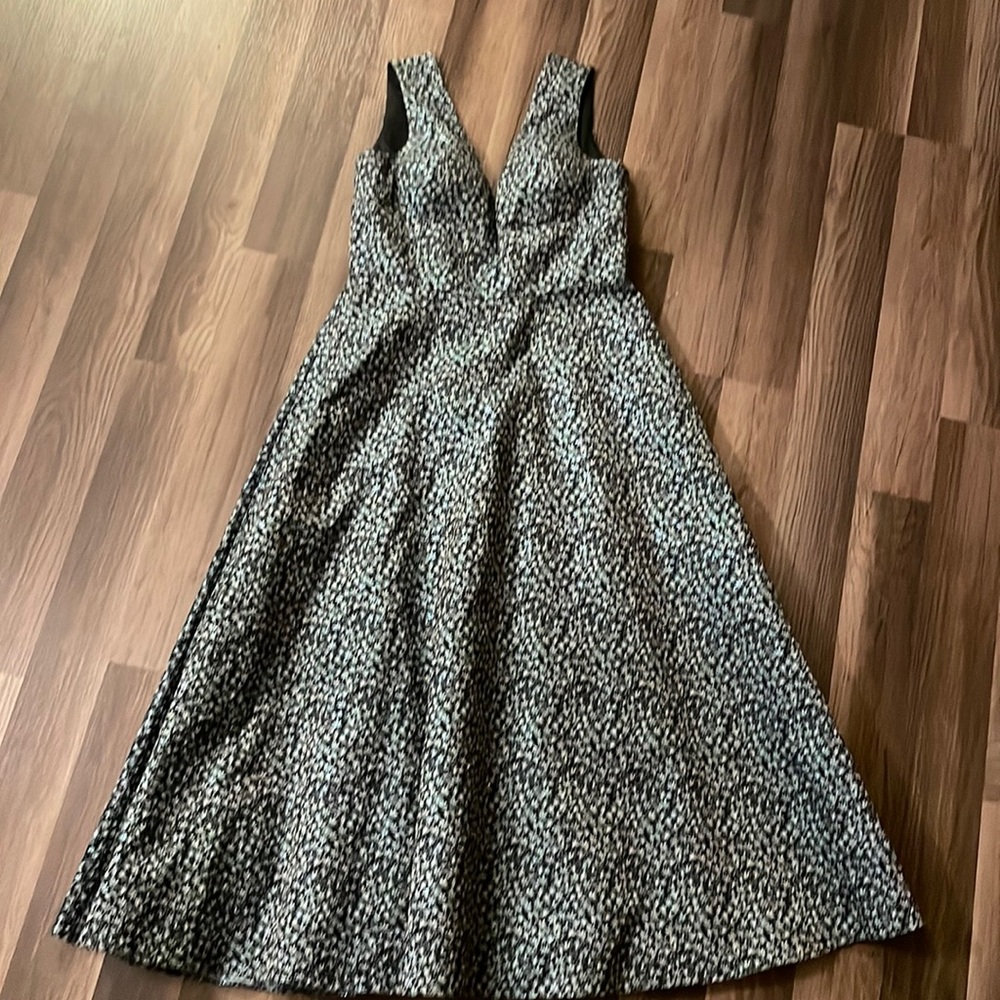Monique Lhuillier blue midi dress